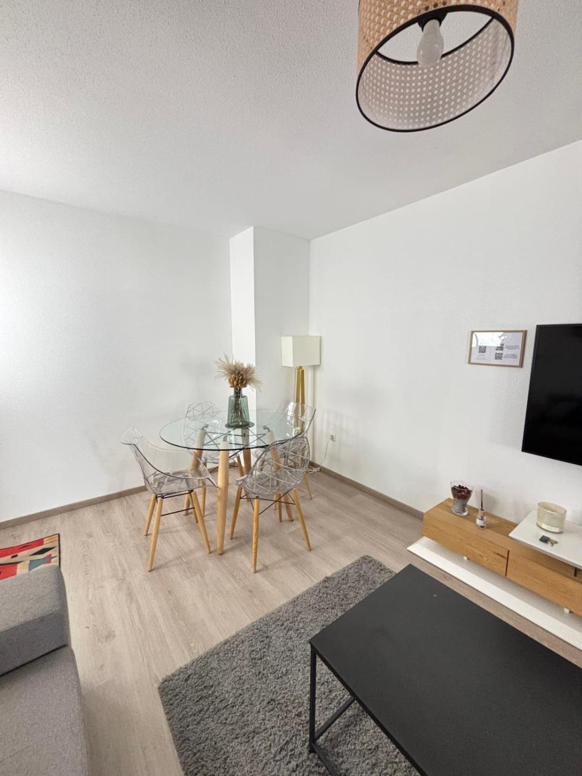 Soh Rent Place Des Halles *